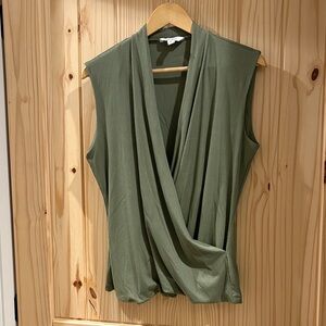 Nine West Sage Green Women's Sleeveless Drape Blouse
